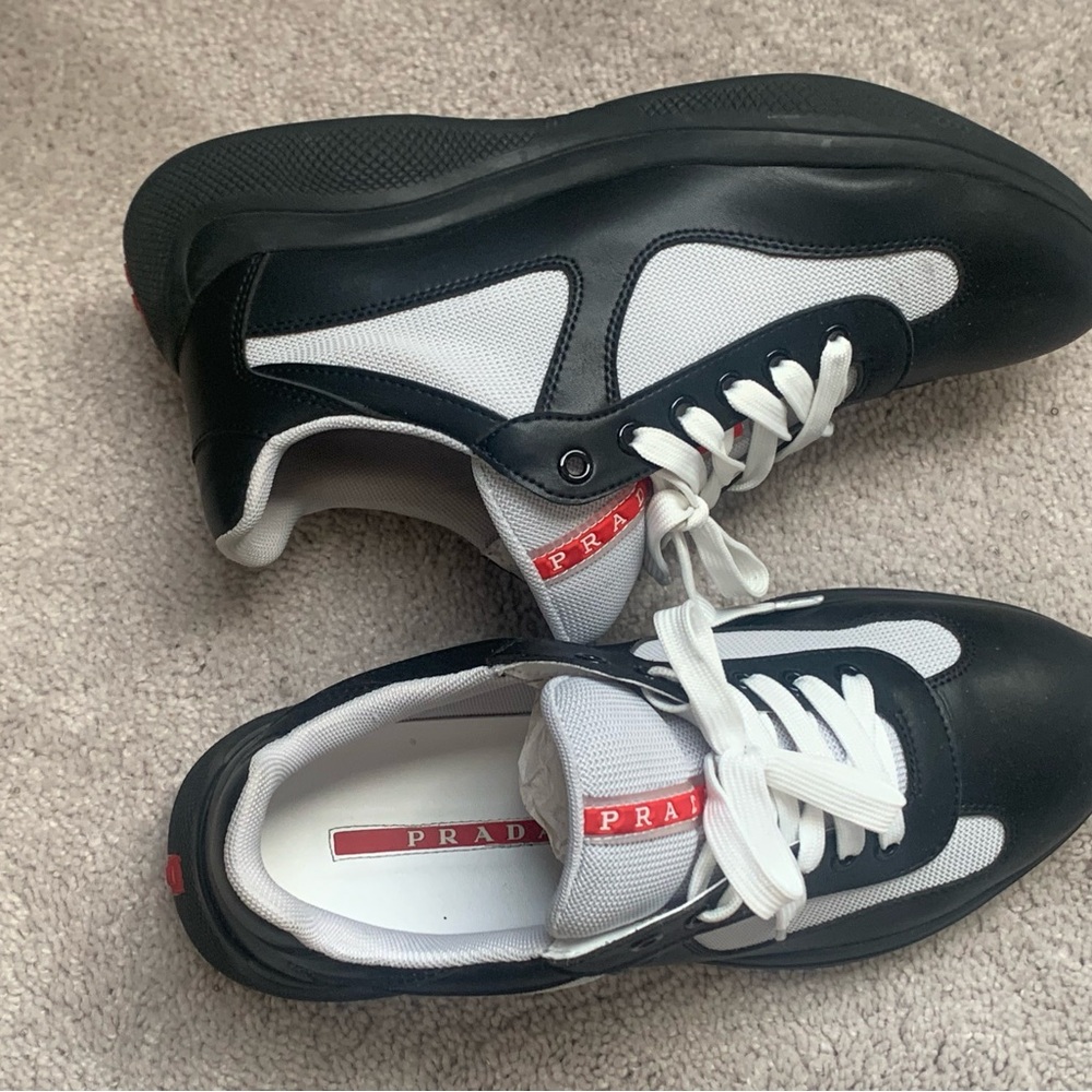 Prada Black and White Low-Top Sneakers - Picture 2 of 4